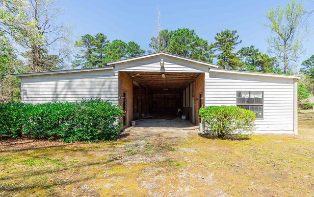 8700 OLD WARREN Road, Pine Bluff, AR 71603