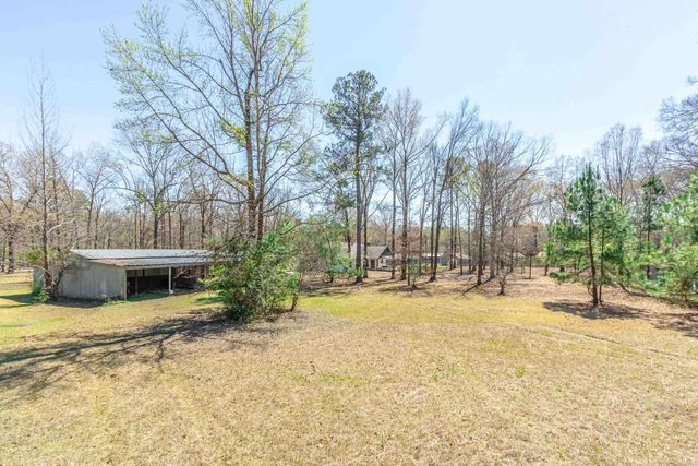 8700 OLD WARREN Road, Pine Bluff, AR 71603