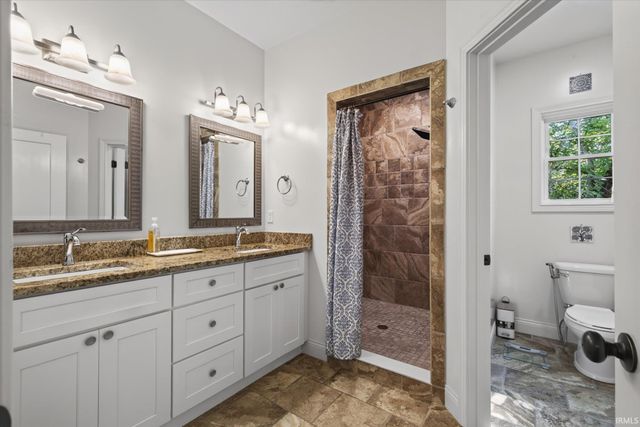 953 S Romans Way, Bloomington, IN 47401