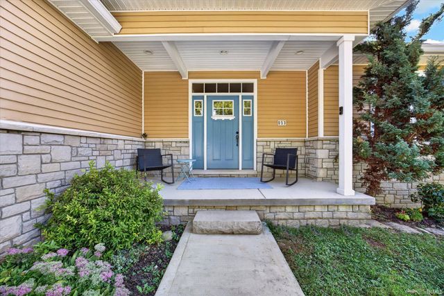 953 S Romans Way, Bloomington, IN 47401