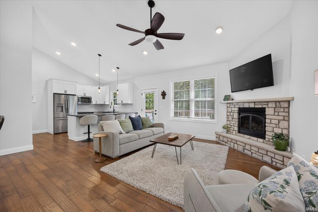 953 S Romans Way, Bloomington, IN 47401