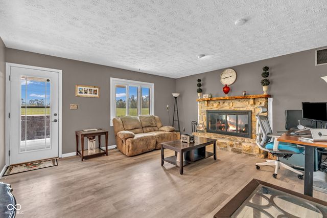 241 S County Road 450 W, Danville, IN 46122