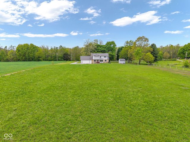 241 S County Road 450 W, Danville, IN 46122
