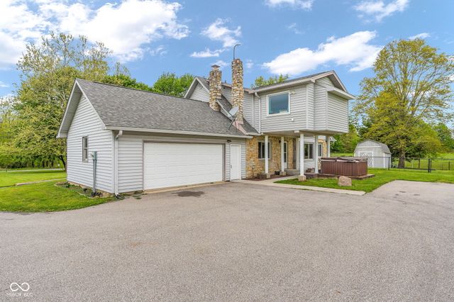 241 S County Road 450 W, Danville, IN 46122