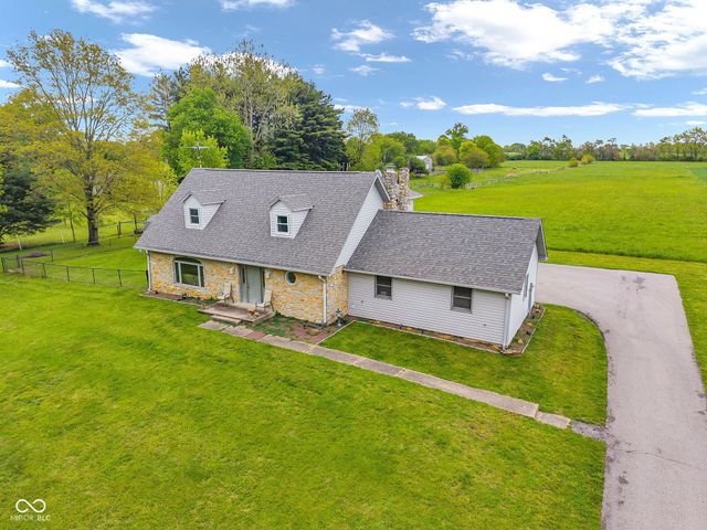 241 S County Road 450 W, Danville, IN 46122