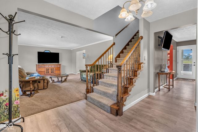 241 S County Road 450 W, Danville, IN 46122