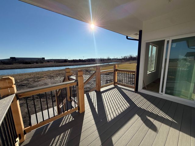 5488 N Toben Dr, Bel Aire, KS 67226