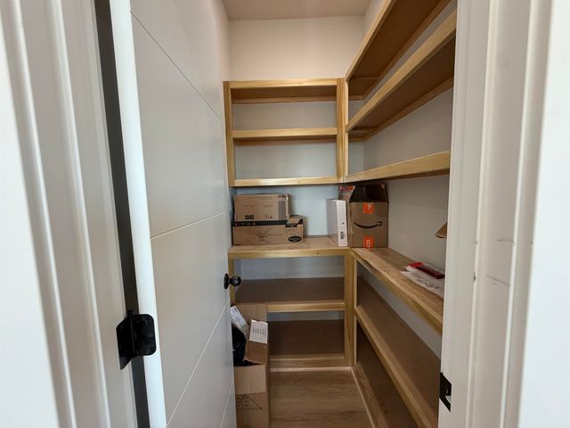 5488 N Toben Dr, Bel Aire, KS 67226