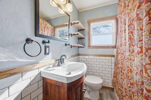 1841 3rd Street N, Fargo, ND 58102