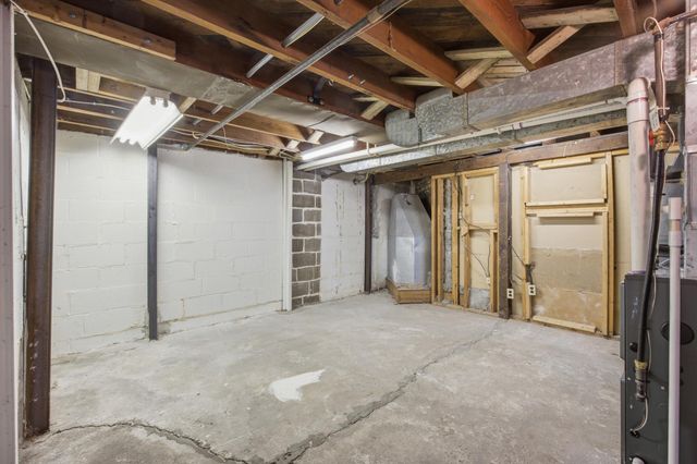 1841 3rd Street N, Fargo, ND 58102