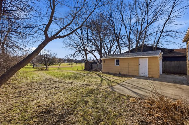 1841 3rd Street N, Fargo, ND 58102