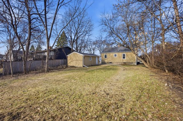 1841 3rd Street N, Fargo, ND 58102