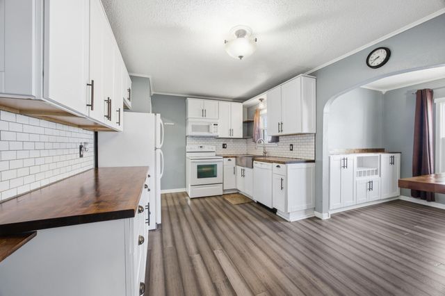 1841 3rd Street N, Fargo, ND 58102