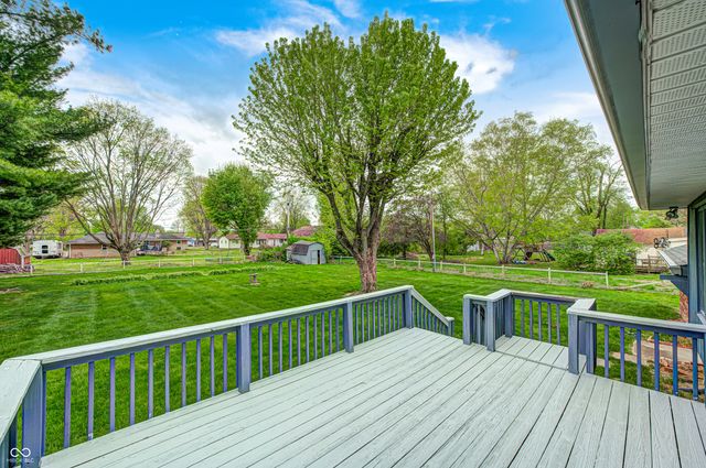 5255 Mount Pleasant Center Street, Greenwood, IN 46142