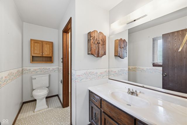 5255 Mount Pleasant Center Street, Greenwood, IN 46142