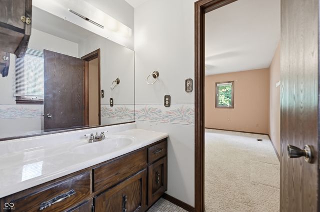 5255 Mount Pleasant Center Street, Greenwood, IN 46142