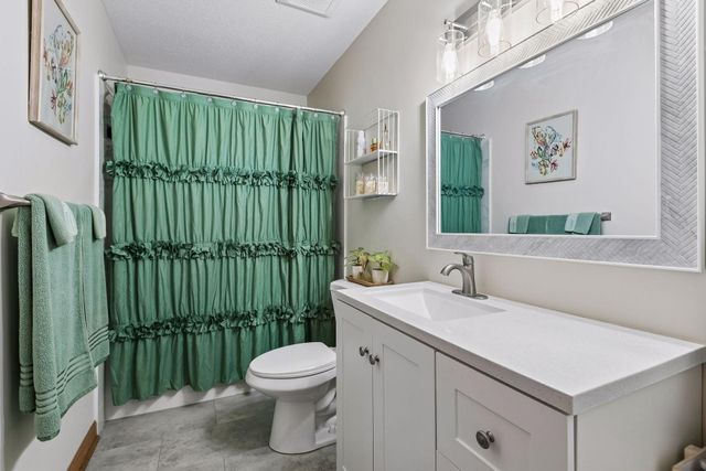 6766 Cottonwood Lane N, Maple Grove, MN 55369