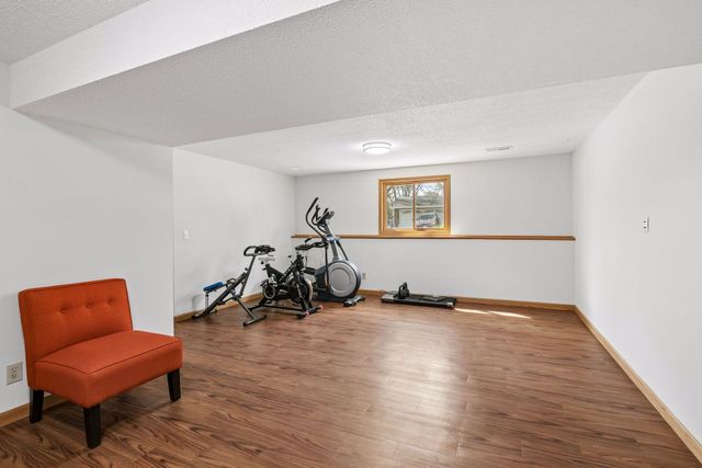 6766 Cottonwood Lane N, Maple Grove, MN 55369