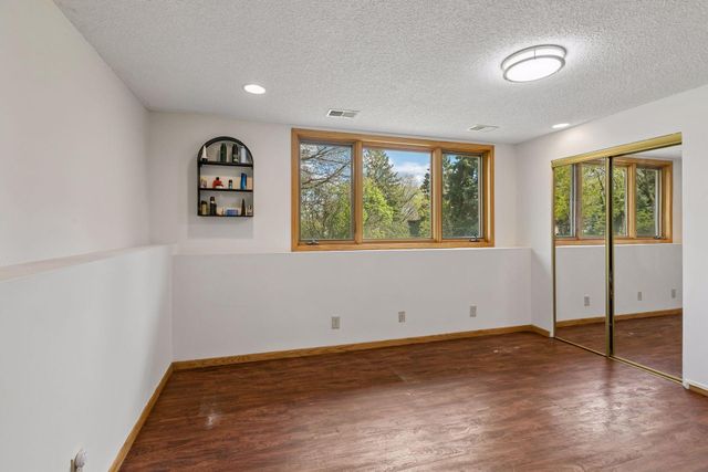 6766 Cottonwood Lane N, Maple Grove, MN 55369