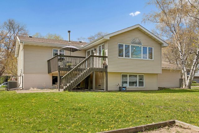 6766 Cottonwood Lane N, Maple Grove, MN 55369