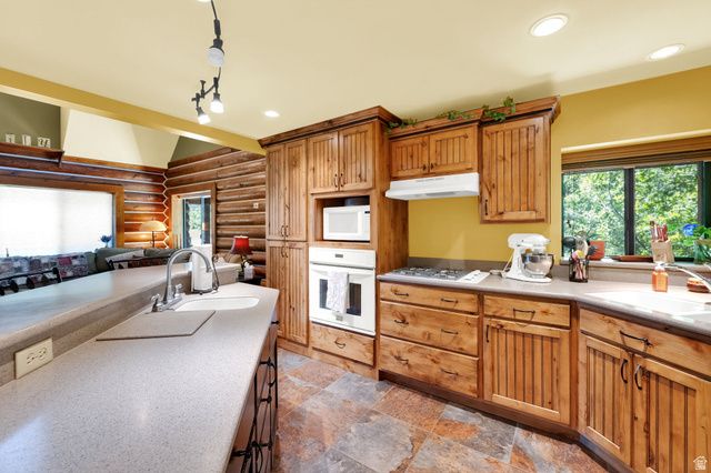 1948 E 6225 N, Liberty, UT 84310