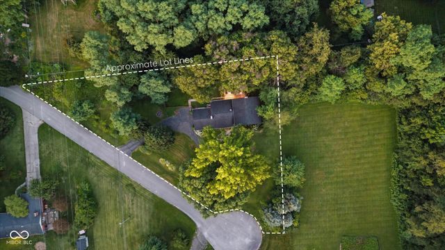 8889 Cholla Road, Indianapolis, IN 46240