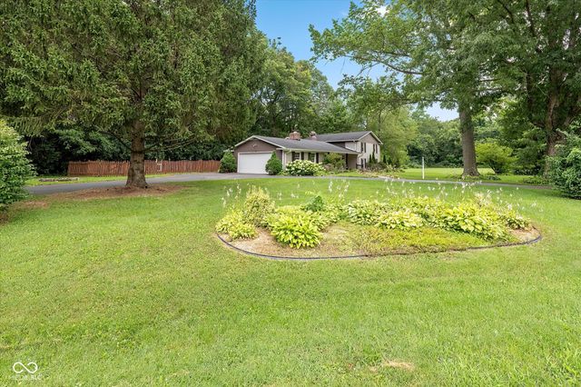 8889 Cholla Road, Indianapolis, IN 46240