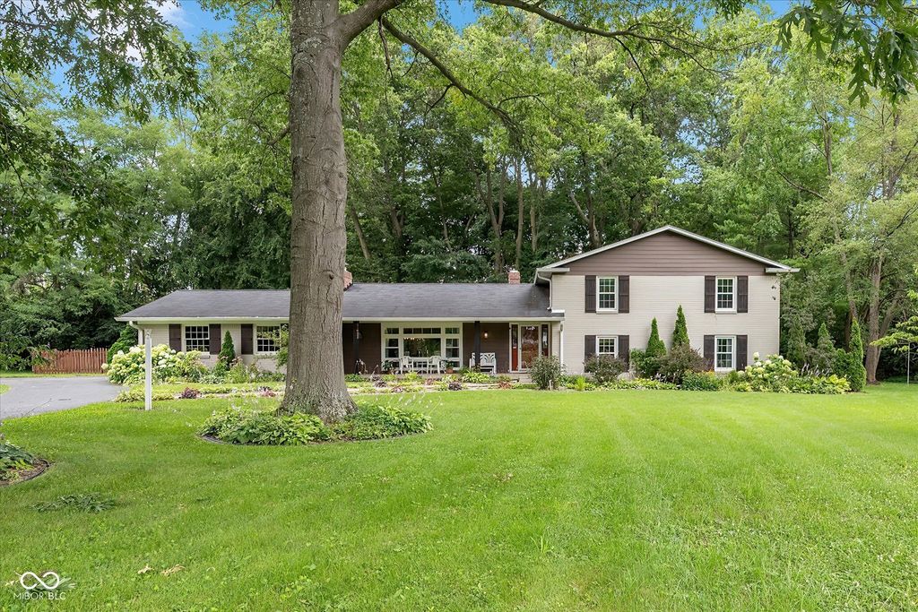 8889 Cholla Road, Indianapolis, IN 46240