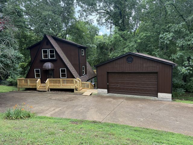 1081 Savely Rd, Pegram, TN 37143