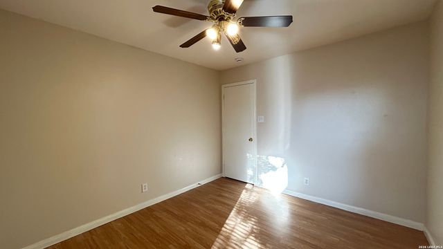 69 LOCKSPRING, San Antonio, TX 78254