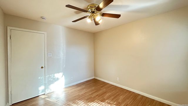 69 LOCKSPRING, San Antonio, TX 78254