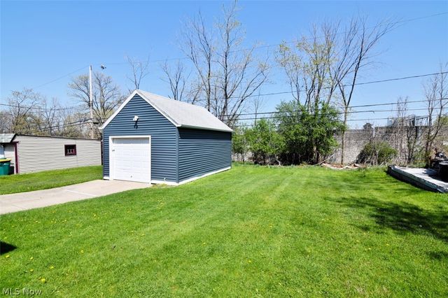 20919 Hansen Road, Maple Heights, OH 44137
