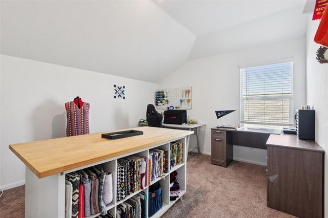 9058 Bowie RDG, Seguin, TX 78155