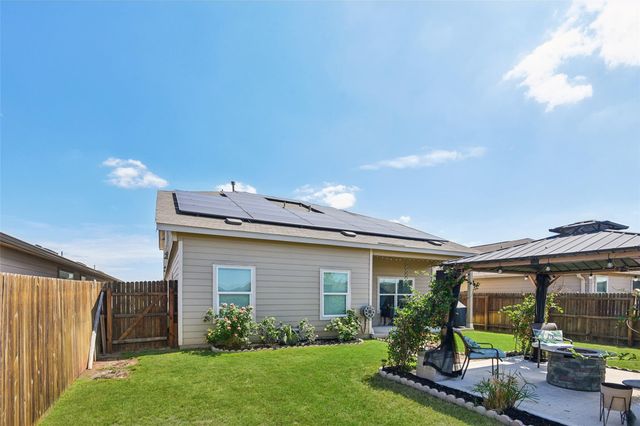 9058 Bowie RDG, Seguin, TX 78155