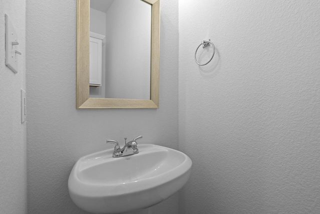 2209B Cornfield DR, Pflugerville, TX 78660