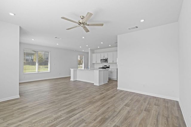 2209B Cornfield DR, Pflugerville, TX 78660