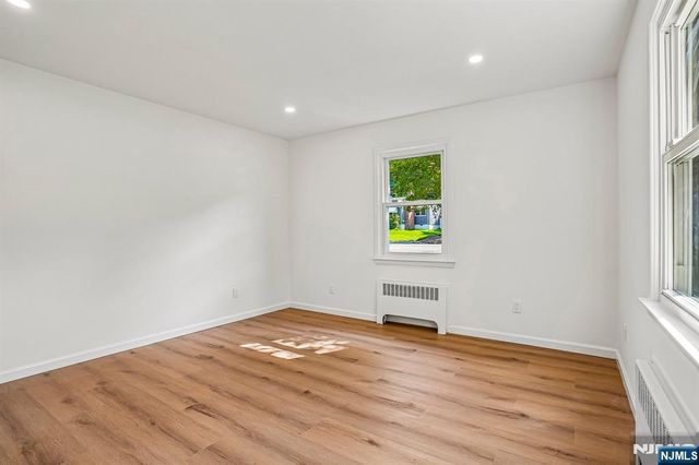 509 Ramapo Valley Road, Oakland, NJ 07436