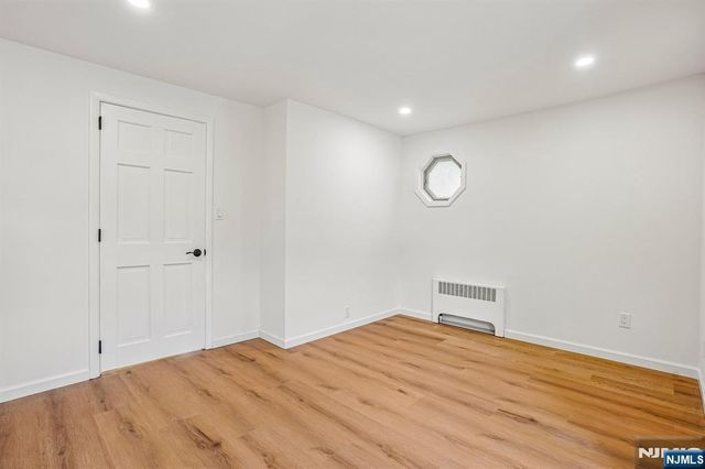 509 Ramapo Valley Road, Oakland, NJ 07436