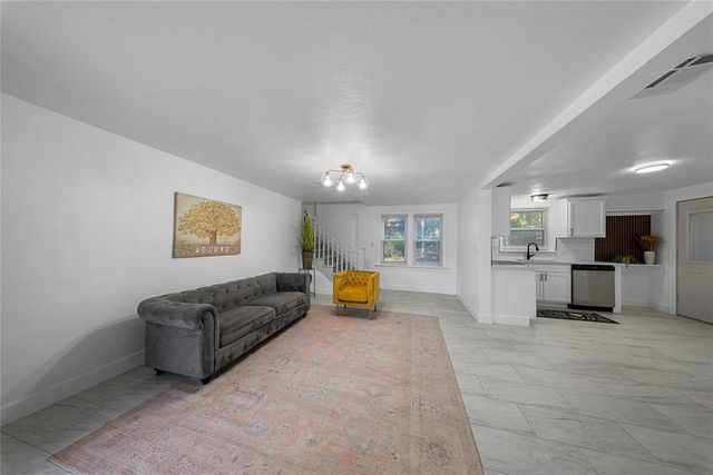 2421 NW 18th Street, Oklahoma City, OK 73107