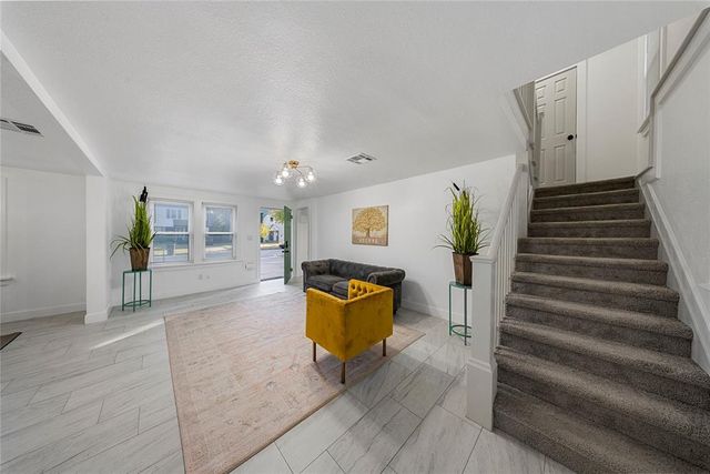 2421 NW 18th Street, Oklahoma City, OK 73107