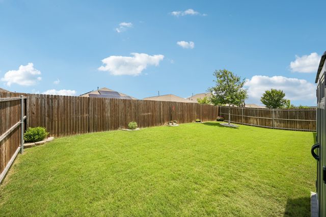 1702 River Crossing Drive, Anna, TX 75409
