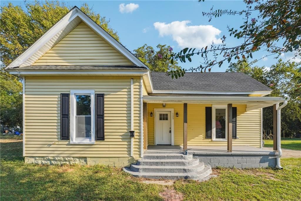 129 Thompson Street, Cedartown, GA 30125