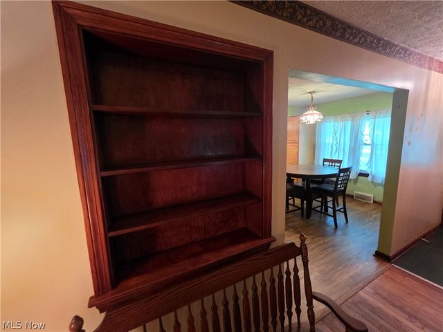 490 Bonshire Road, Akron, OH 44319