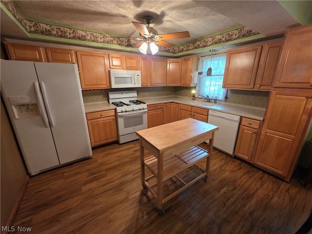 490 Bonshire Road, Akron, OH 44319