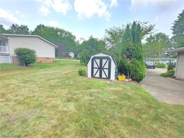 490 Bonshire Road, Akron, OH 44319