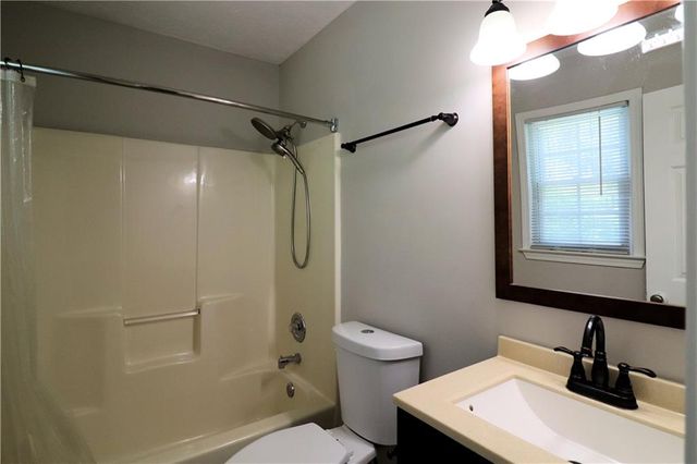 192 Deerfield Drive, Hiram, GA 30141