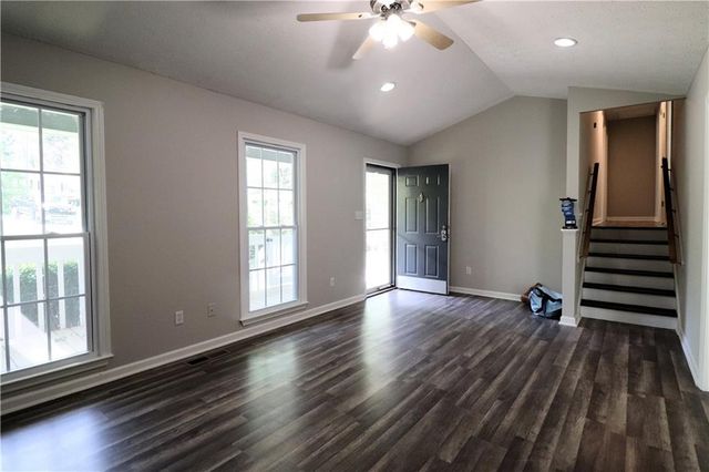 192 Deerfield Drive, Hiram, GA 30141