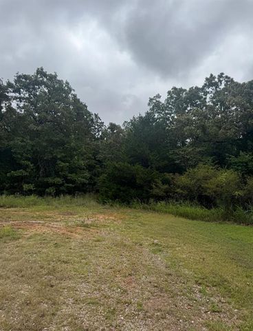 15 E Comanche Road, Norman, OK 73026