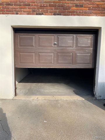 7916 Camelot Lane 4, Crestwood, MO 63123