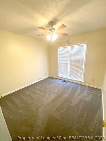 5715 Walkabout Road, Hope Mills, NC 28348